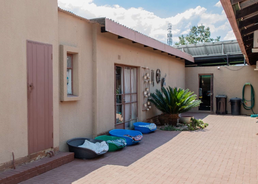 4 Bedroom Property for Sale in Deneysville Free State